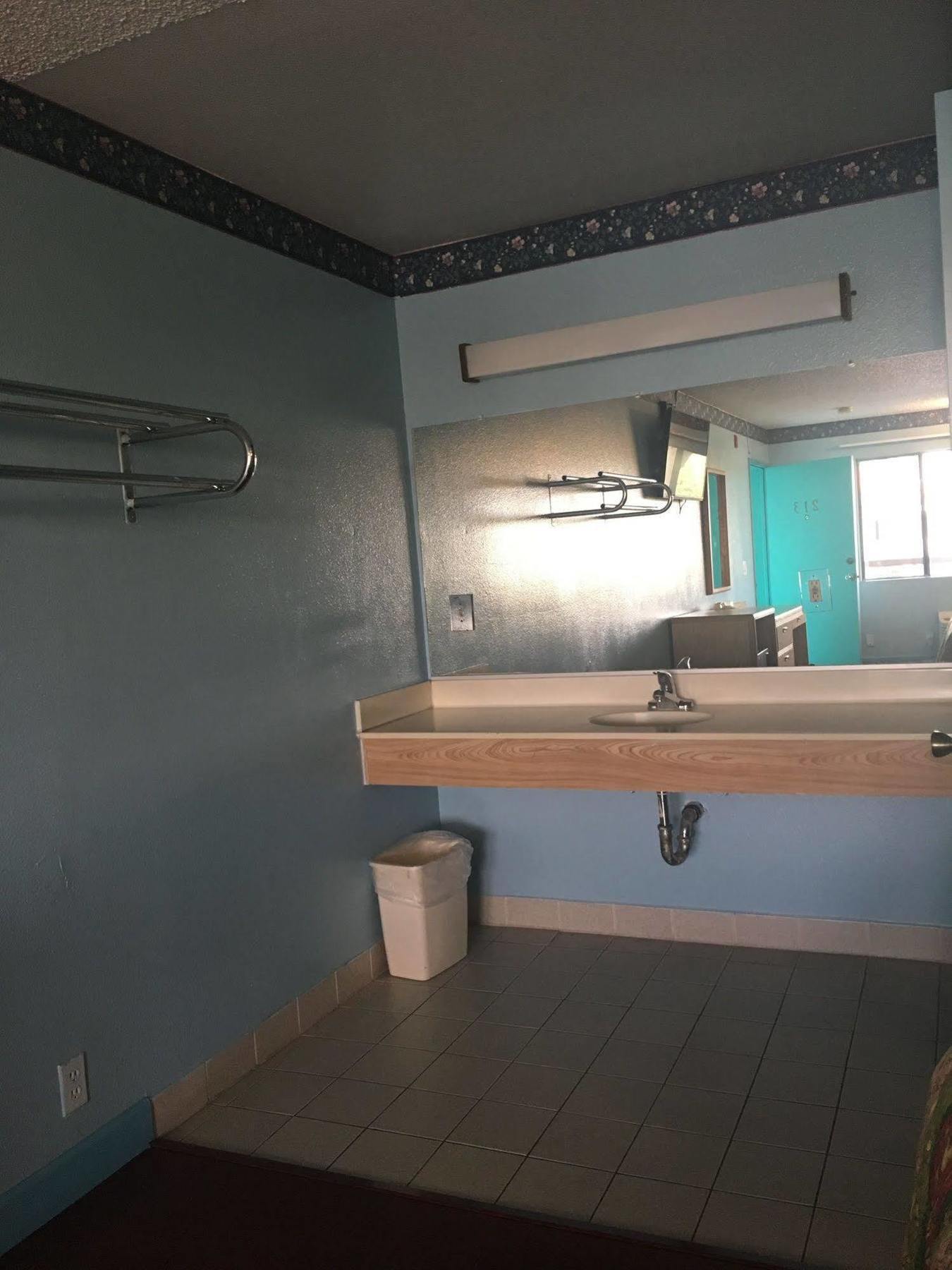 Chester Motel